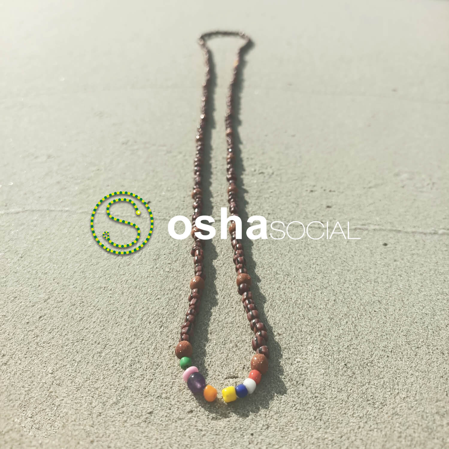 Collar del Orisha Oyá